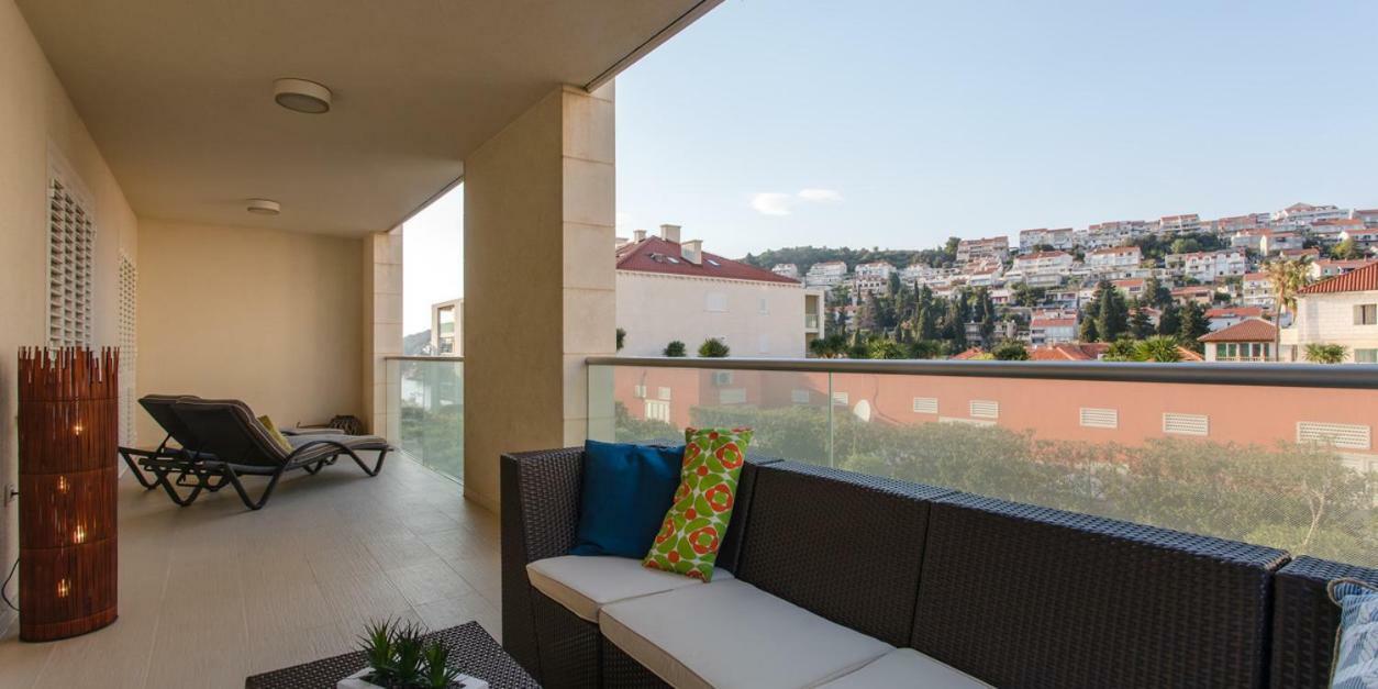 Luxury Apartment At The Beach Дубровник Екстериор снимка